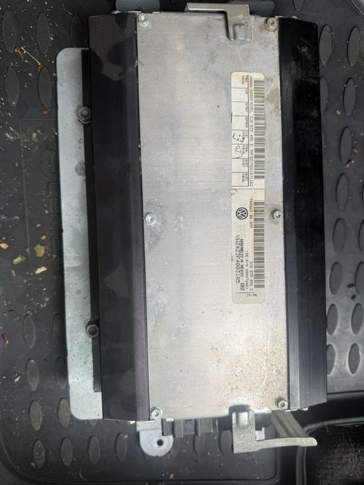 Amplificator audio Vw passat b6