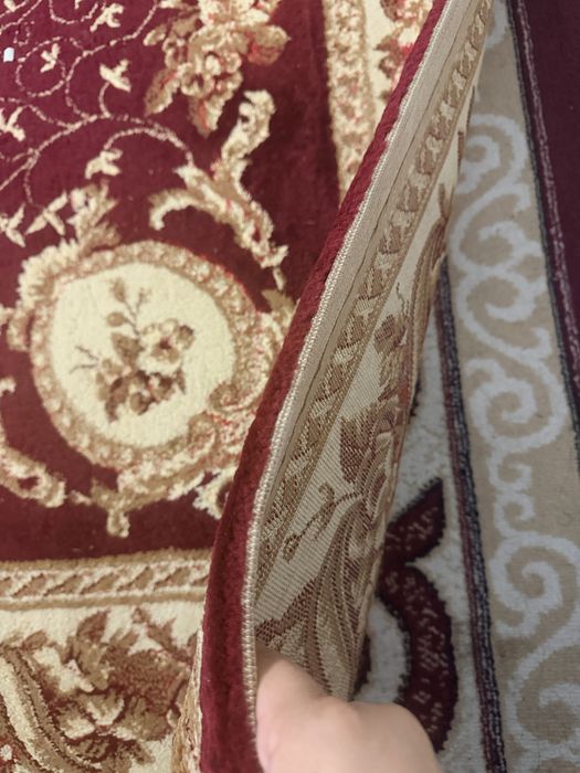 Продам ковер красивый