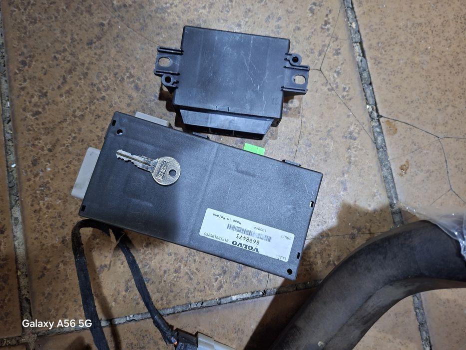 Оригинален теглич  Volvo V 50 2004/2012г.