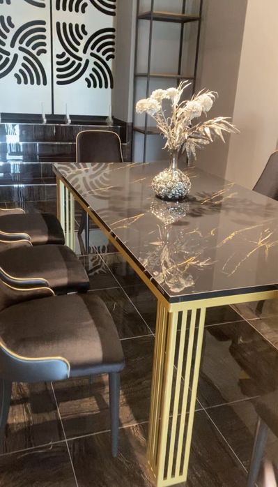 Шикарный стол стул