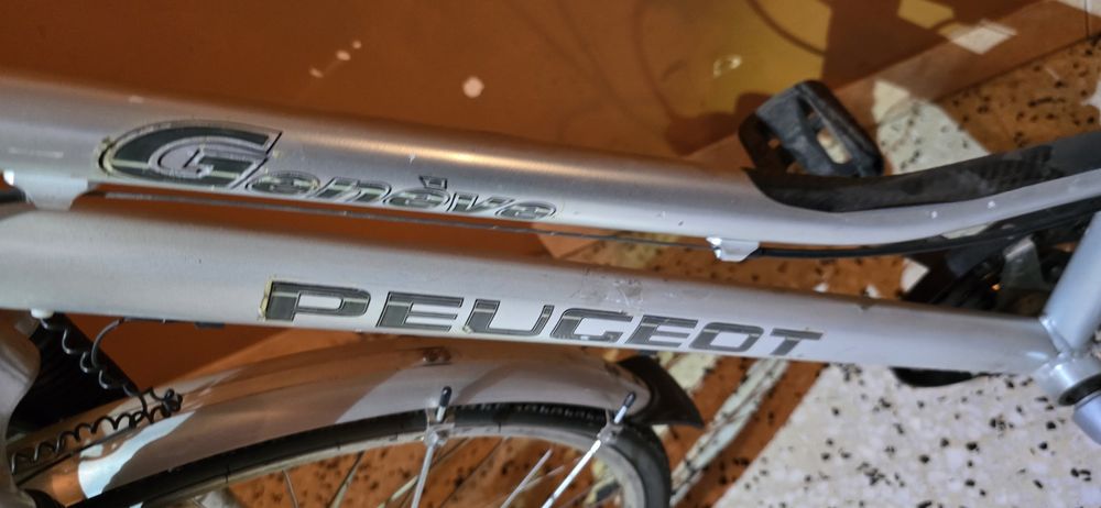 Vand bicicleta Peugeot
