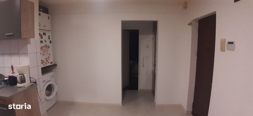 Vindem 2 camere Scriitorilor, parter cu balcon 68 mp.