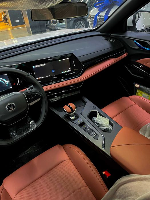 Продается новый автомобиль Changan X5+