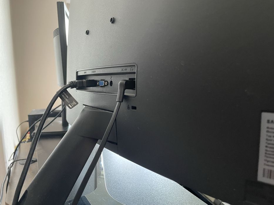 Мониторы в отличном состоянии(КОМПЛЕКТ)