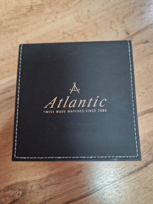 Продам часы Atlantic