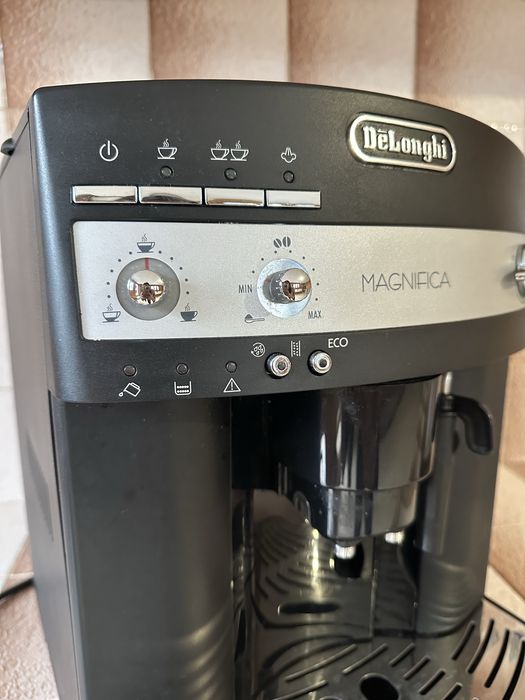 Delonghi Magnifica - ESAM3000.B