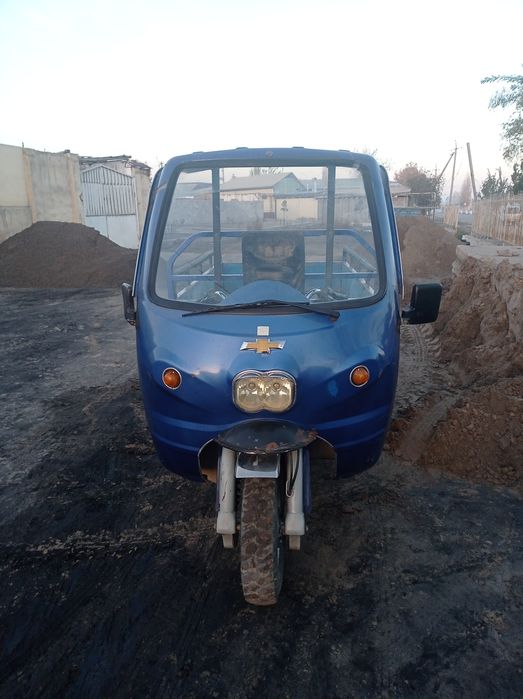 Мотоцикл срочно сотилади