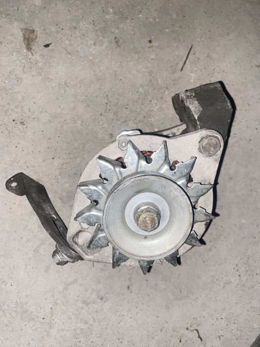 Генератор, карбюратор, паук, коллектор