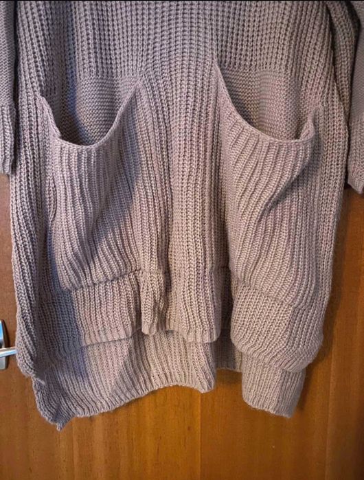 Pullover pe gat de dama nou, culoare bej, marime universala