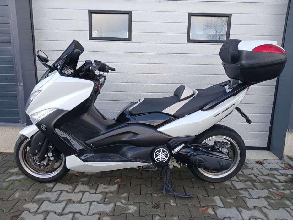 Moto M Parts Ploiesti vinde Yamaha Tmax model 2010 ediție aniversara