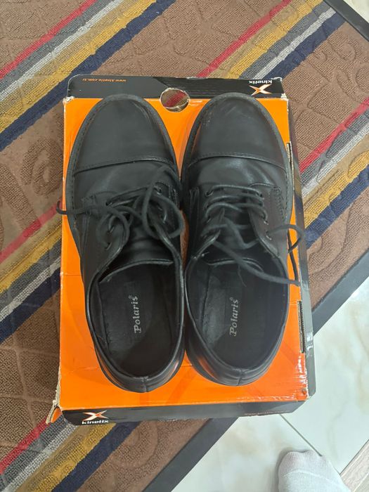 Лоферы чёрные в хорошем состоянии