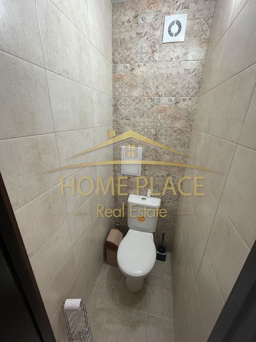 Дава се под наем Четиристаен апартамент в Варна, Цветен квартал - 90 кв.м за 561 € - Снимка #12