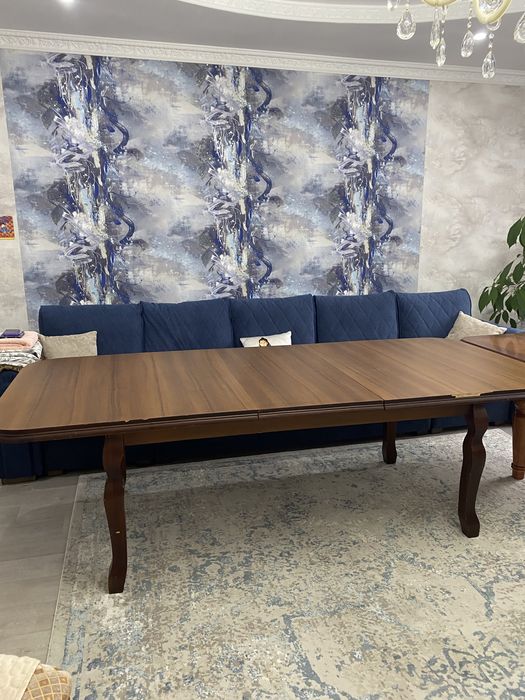 Продам стол для гостей