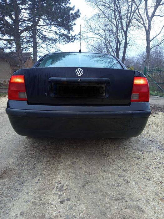 Продавам фолксваген пасат б5