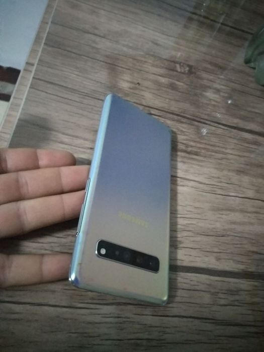 Samsung s10 5g 256/8