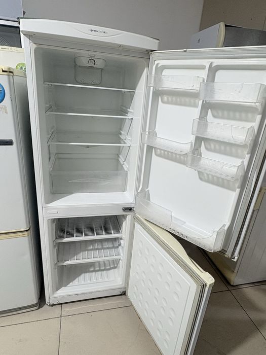 Продам холодильник LG