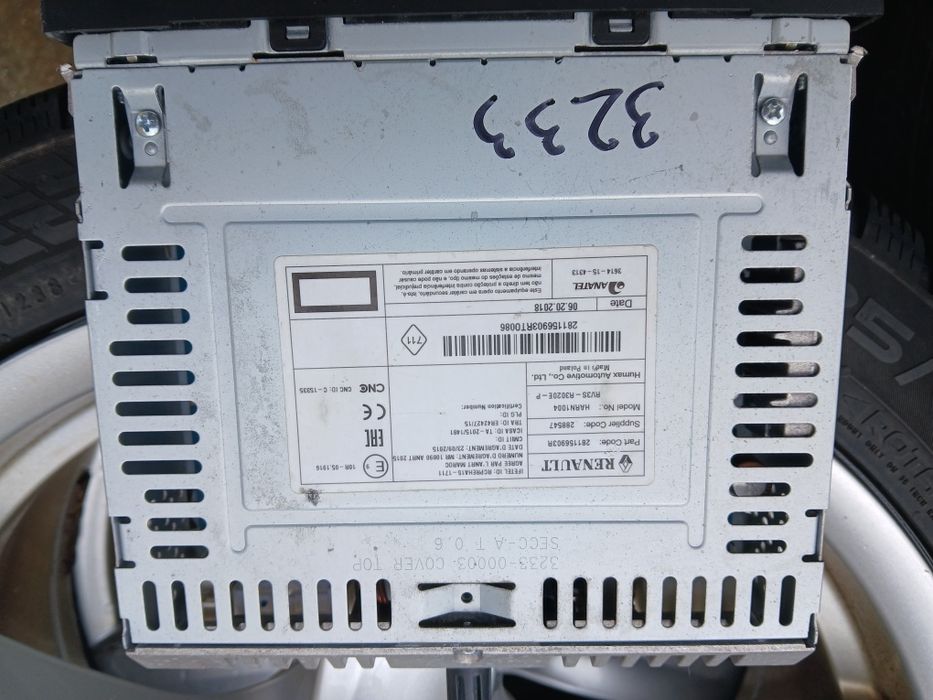 Оригинално радио MP3. Usb.за Renault- Dacia