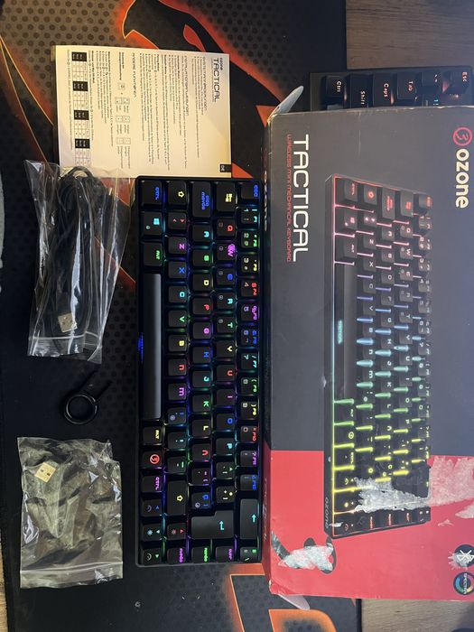 Ozone Tactical – безжична механична геймърска клавиатура, с кутия