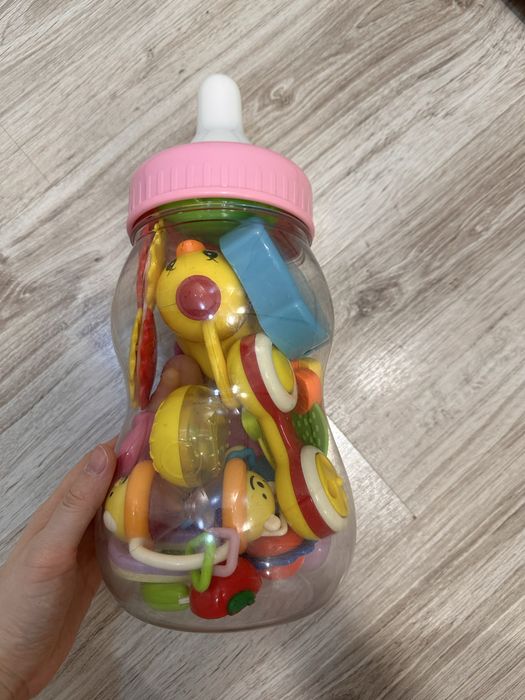 Продам игрушки в норм сострянии