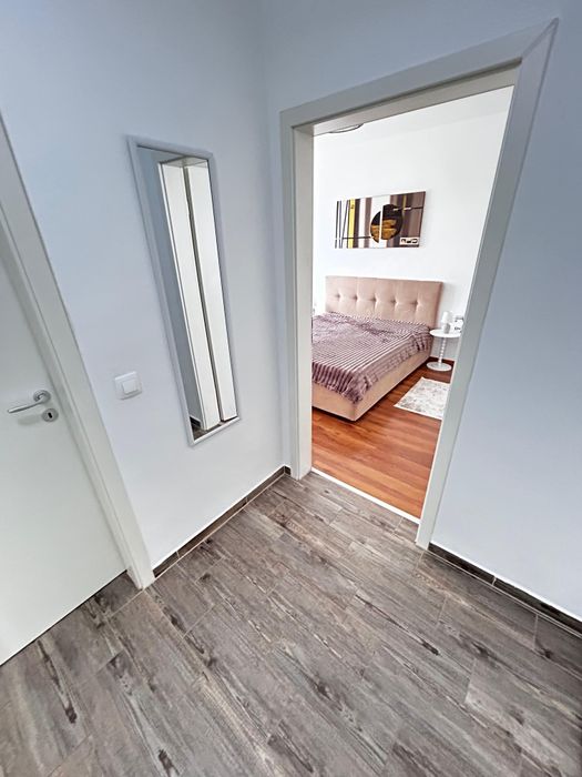Închiriez apartament cu 2 camere in Avantgarden3
