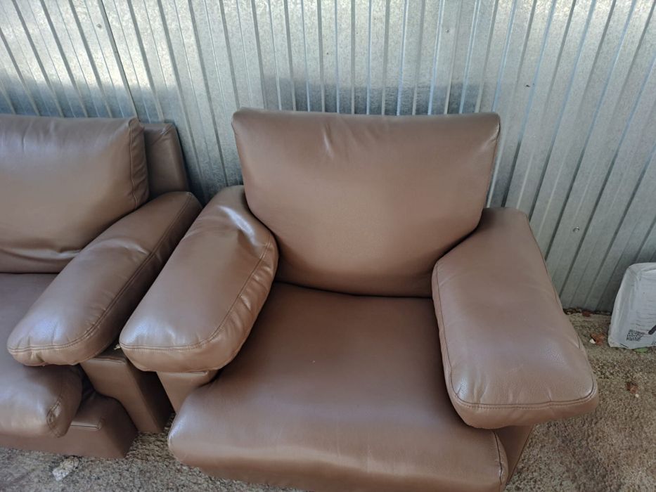Продам диван и кресло