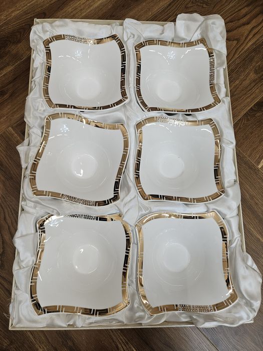 Набор посуды 10.000тг