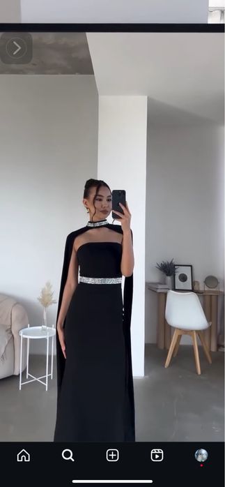 Платья 40-42рр почти новая