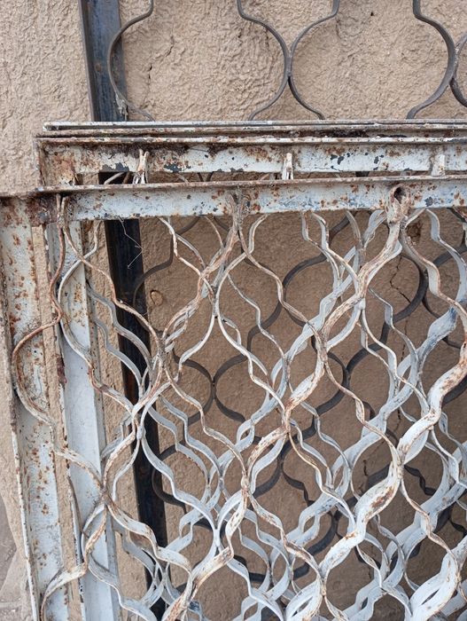 Продам!!!Решетка для окон