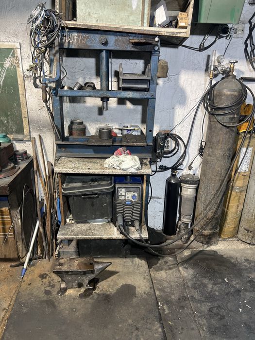 Продам пресс для гаража