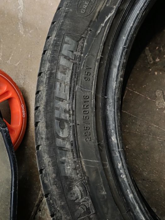 4бр. Летни гуми Мишелин Michelin225/50 18