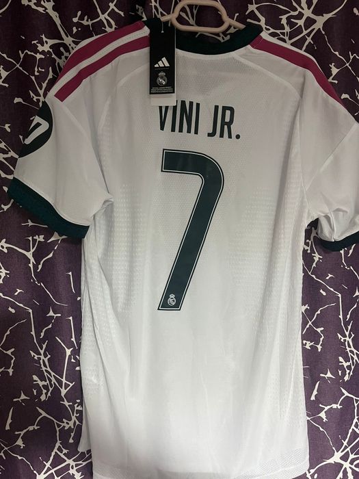 Vânt tricou original Adidas Real Madrid nou cu eticheta