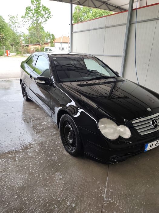 Mercedes C200 Kompressor Coupe 163 к.с.