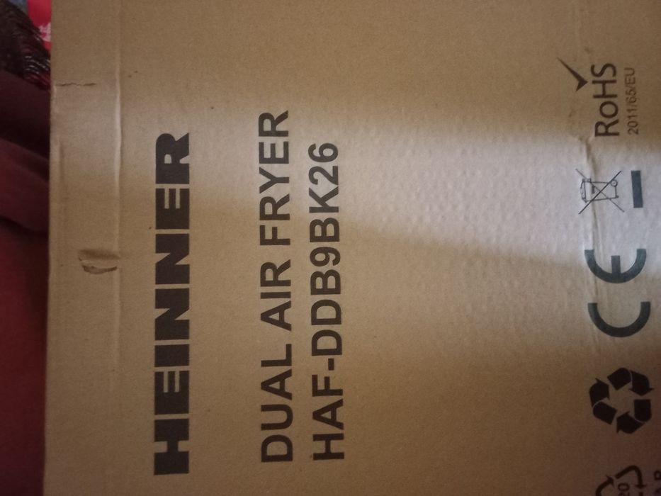 Friteuza dubla cu aer cald Heinner match&sincer HAF-DDB9BK26, Sigilata