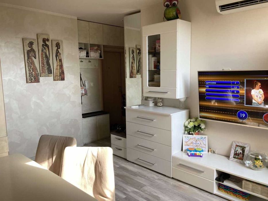 Продава се Тристаен апартамент в Пловдив, Център - 72 кв.м за 1625 €/кв.м - Снимка #2