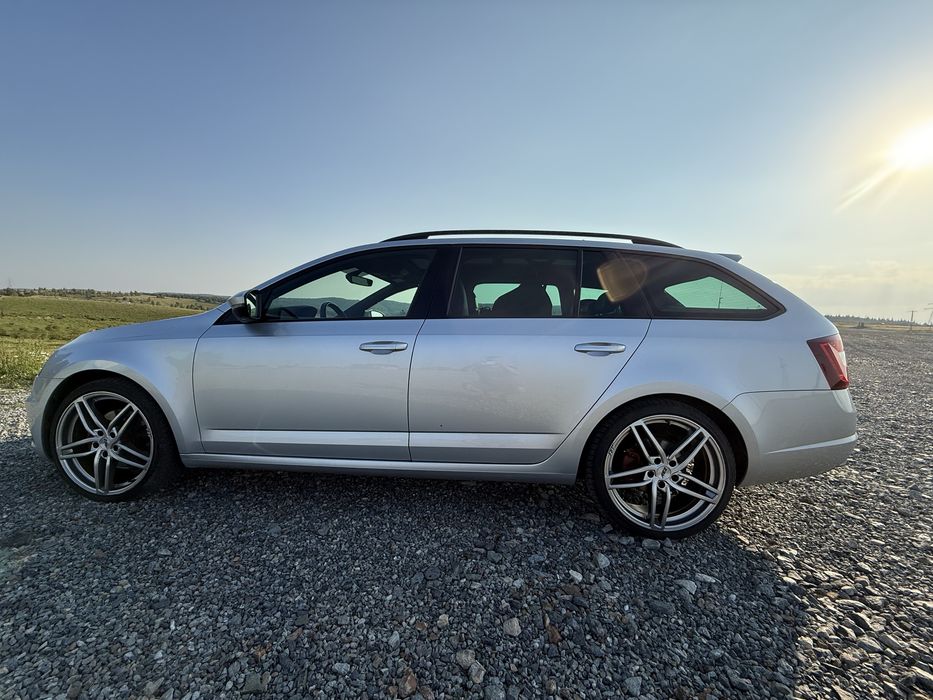 Skoda Octavia VRS 4x4 184 cai automata DSG EURO6