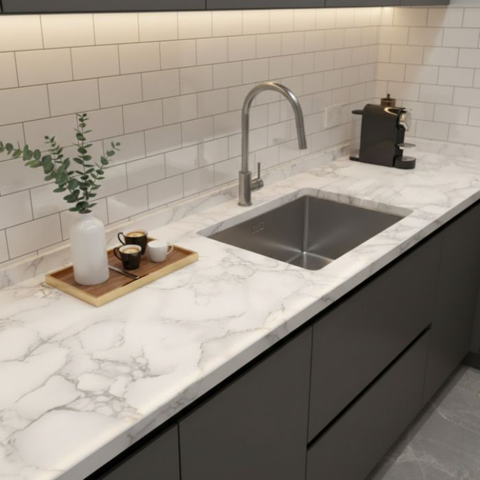 Мраморно самозалепващо фолио