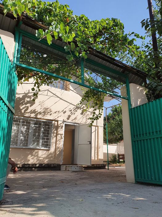 Сдаётся в аренду уютная дача рядом с бочкой чарвак