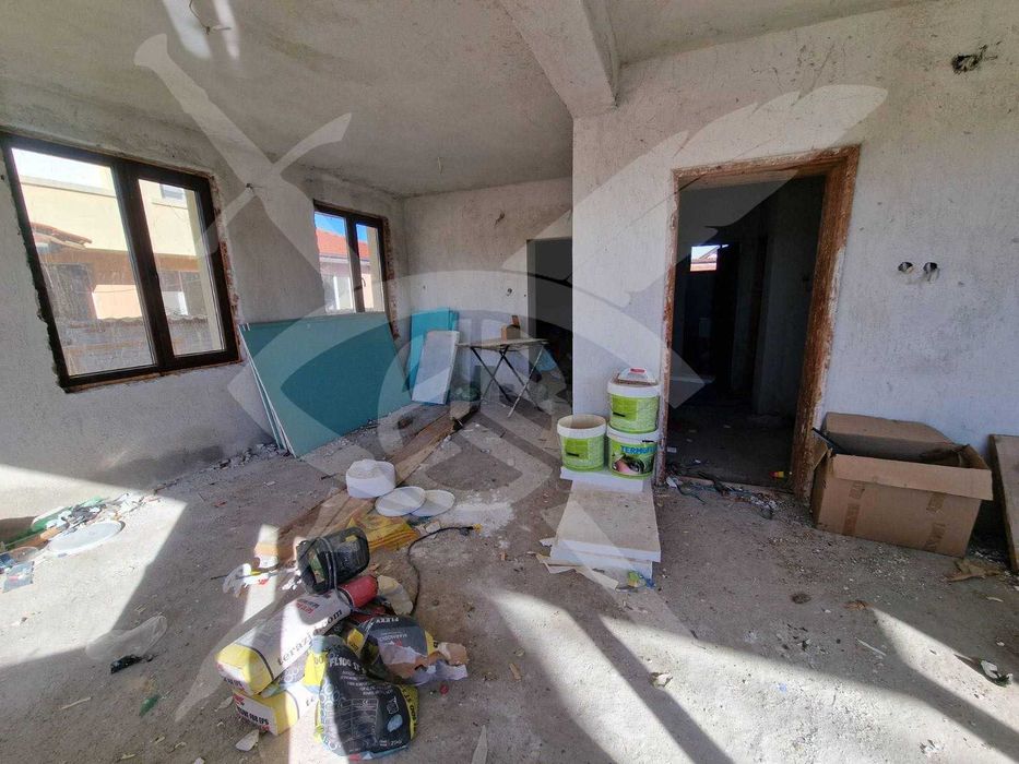 Къща в село Калояново!