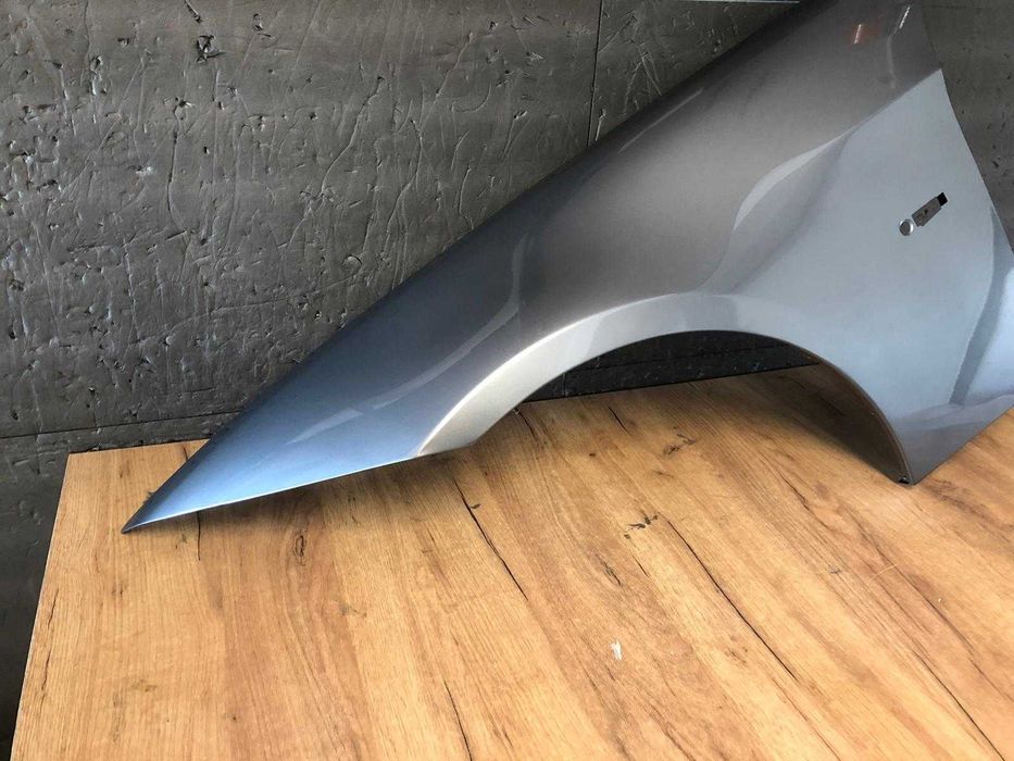 Aripa Fata Stanga BMW E90 E91 An 2005-2012 (A52 (Gri))