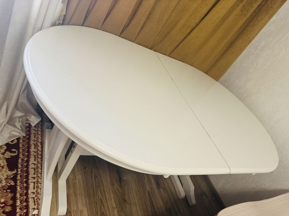 Стол овальный, размер 300/100
