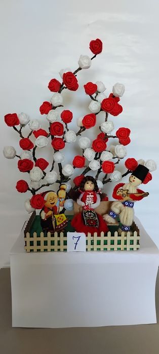 Ръчно изработени сувенири за Баба Марта.