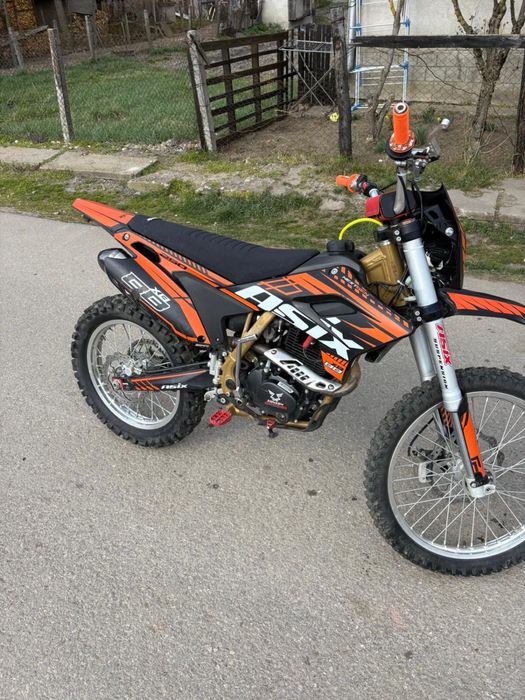 Se vinde Cross in stare foare buna