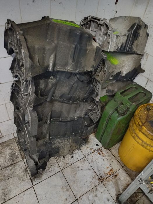 Baie de ulei Dacia Logan benzină sau diesel Sandero Solenza Supernova