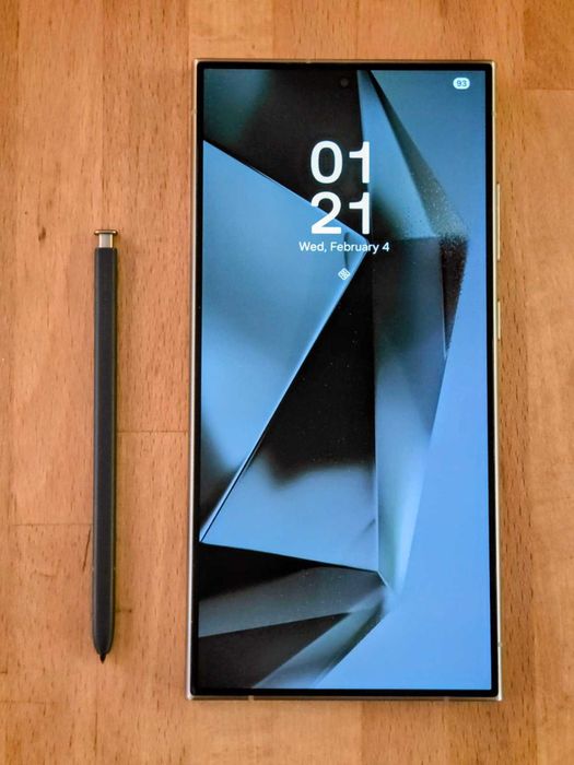 Samsung Galaxy S24 Ultra – като нов / отличен
