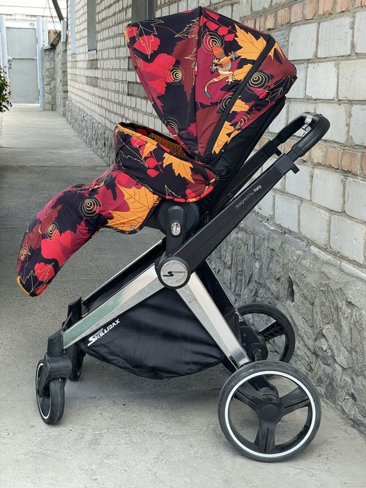 Коляска designed by Italy 2 в 1