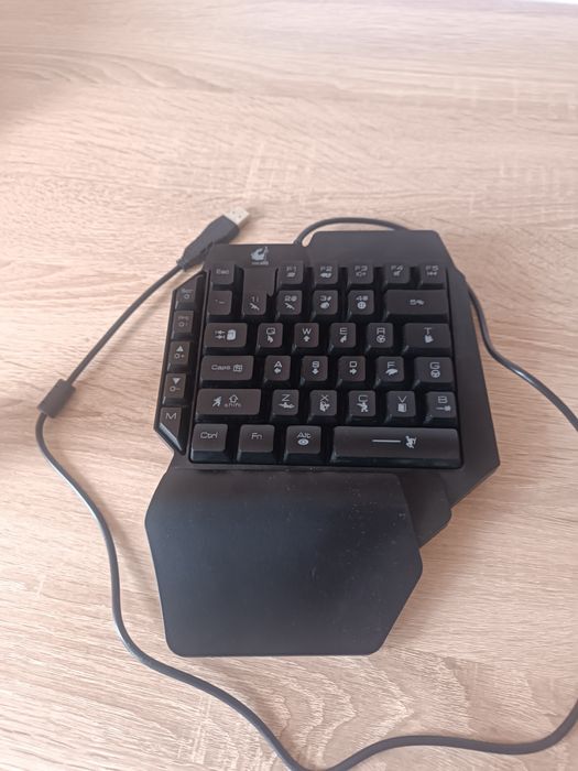Клавиатура 40% для левой руки