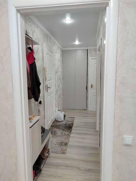 Продам 2х квартиру в центре