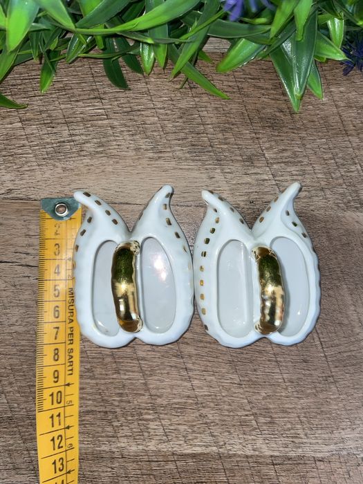 Set de 2 Coșuri în Formă de Pantof, Alb cu Detalii Auri
