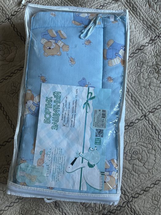 Бортик на детскую кроватку