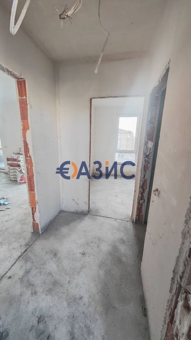 Продава се Двустаен апартамент в Несебър - 62 кв.м за 765 €/кв.м - Снимка #2